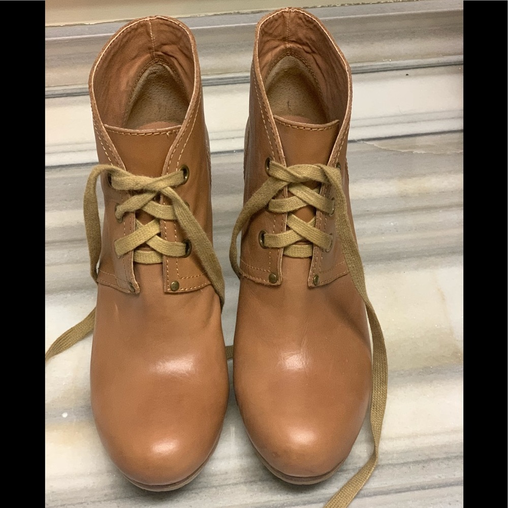 Lucky brand bootie